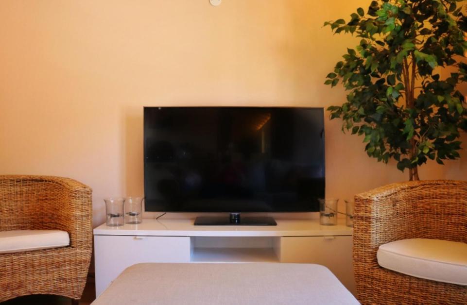 Apartamento Civico Sei Menaggio Exterior foto
